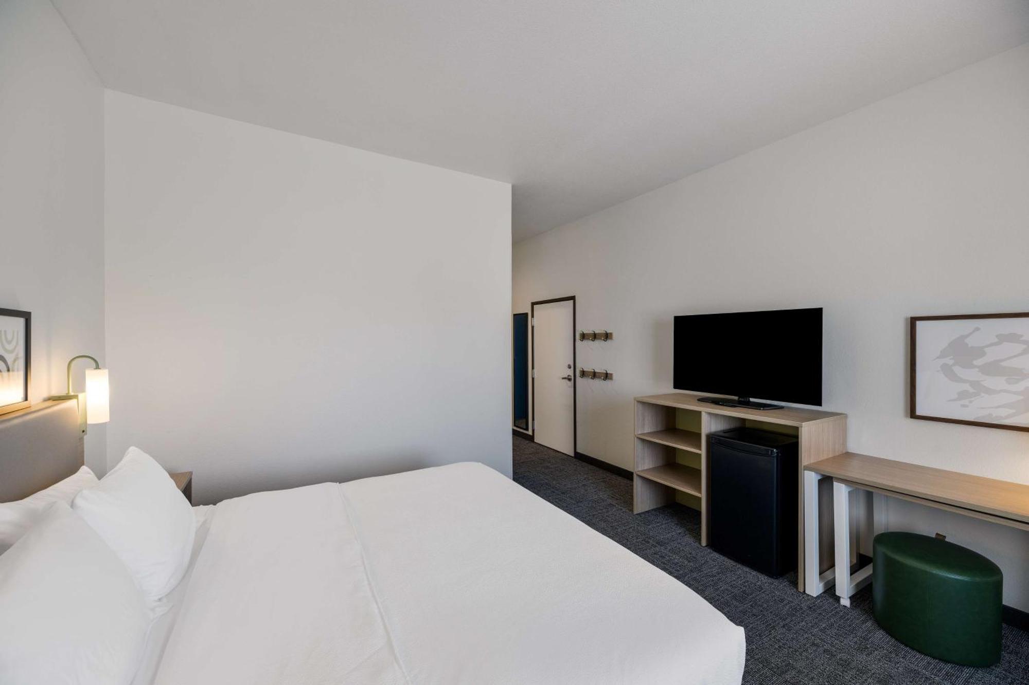 Spark By Hilton Midland South Eksteriør billede