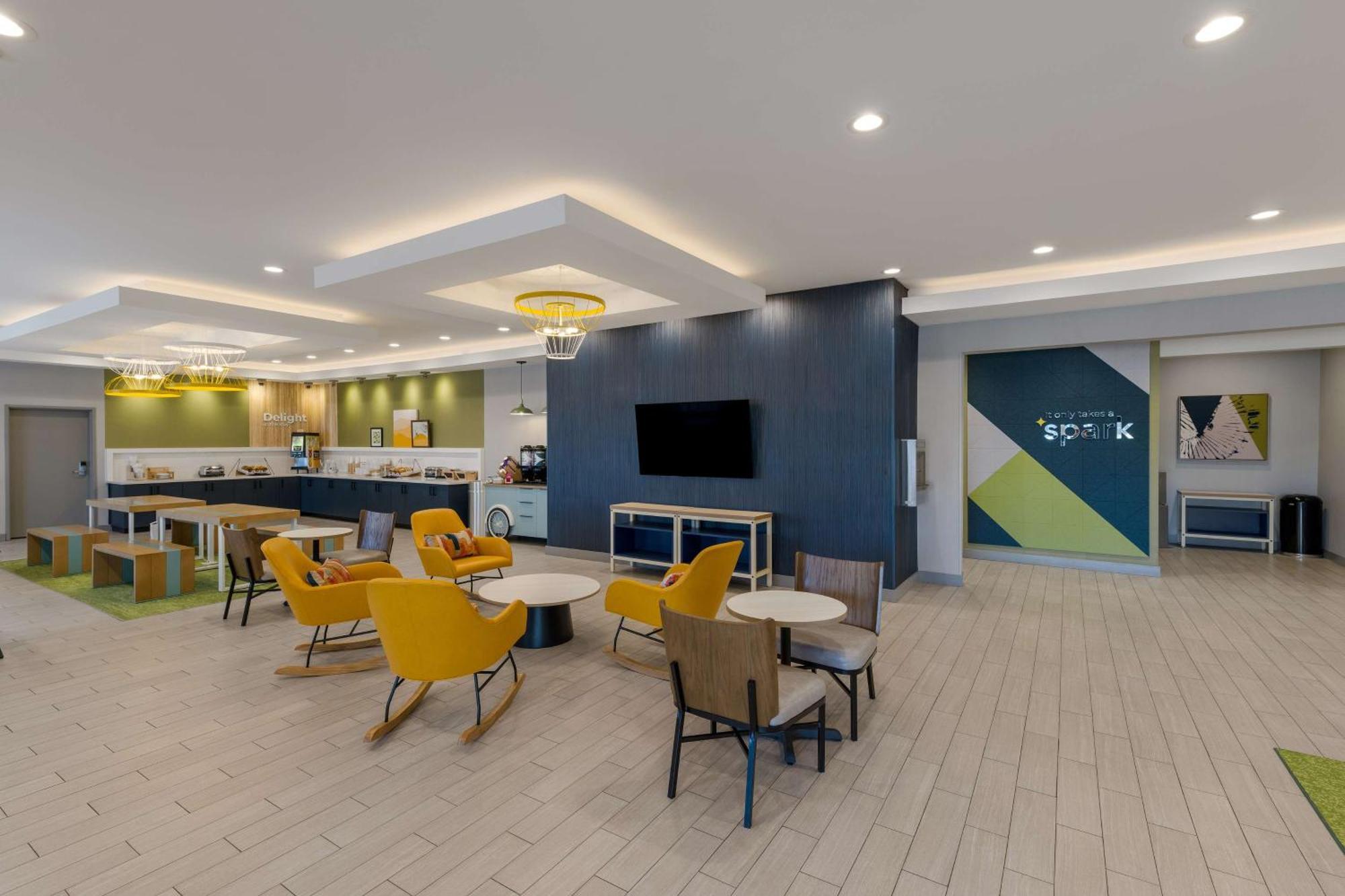 Spark By Hilton Midland South Eksteriør billede